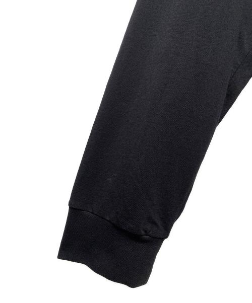MM6 Maison Margiela（エムエムシックスメゾンマルジェラ）MM6 Maison Margiela (エムエムシックスメゾンマルジェラ) ロゴプリントロングスリーブTシャツ ブラック サイズ:Mの古着・服飾アイテム