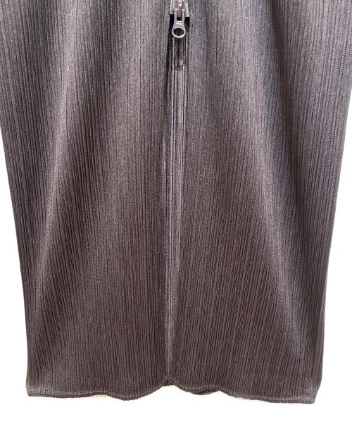 PLEATS PLEASE（プリーツプリーズ）PLEATS PLEASE (プリーツプリーズ) プリーツ ジップロングワンピース ブラウン サイズ:3の古着・服飾アイテム