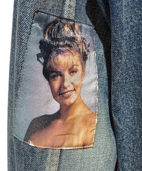 UNDERCOVER（アンダーカバー）UNDERCOVER (アンダーカバー) 24AW TWIN PEAKS フォトパッチデニムジャケット  ブルー サイズ:3の古着・服飾アイテム