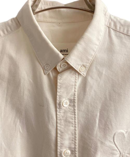 ami（アミ）ami (アミ) ハートロゴBDシャツ アイボリー サイズ:40の古着・服飾アイテム