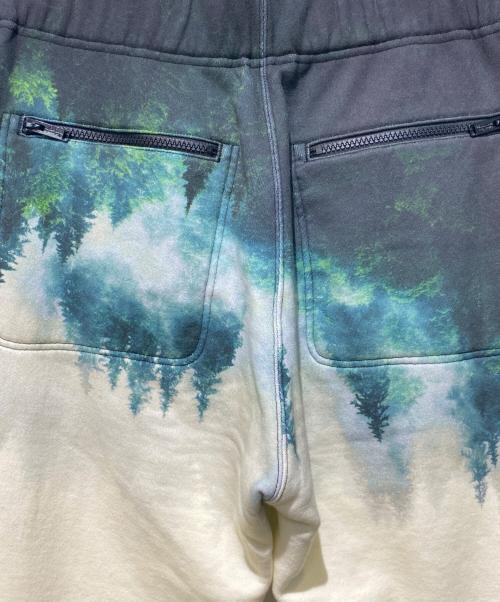 UNDERCOVER（アンダーカバー）UNDERCOVER (アンダーカバー) 24AW TWIN PEAKS 総柄スウェットパンツ グリーン×ホワイト サイズ:3の古着・服飾アイテム