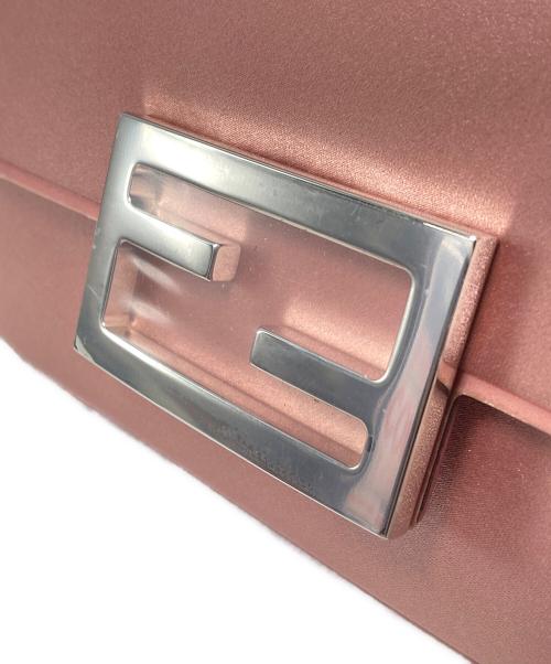 FENDI（フェンディ）FENDI (フェンディ) バゲットフォンポーチ ピンクの古着・服飾アイテム