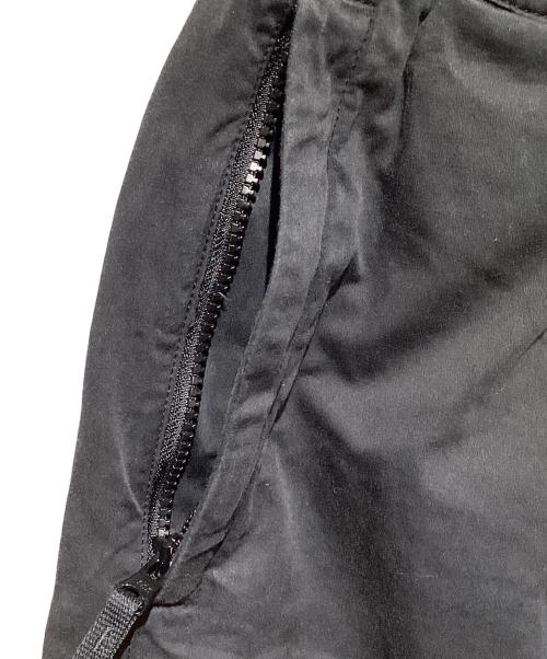 STONE ISLAND（ストーンアイランド）STONE ISLAND (ストーンアイランド) ガーメントダイ コットンウール シャーリング テーパードカーゴパンツ ブラック サイズ:28の古着・服飾アイテム