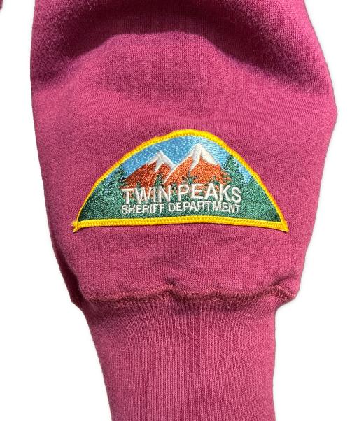 UNDERCOVER（アンダーカバー）UNDERCOVER (アンダーカバー) 24AW TWIN PEAKS 脇リブZIPタタキフーディー TPJQパッチ ワインレッド サイズ:3の古着・服飾アイテム