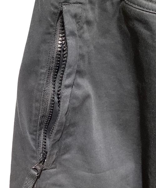 STONE ISLAND（ストーンアイランド）STONE ISLAND (ストーンアイランド) RE-T Logo Patch Cargo Pants ブラック サイズ:34の古着・服飾アイテム