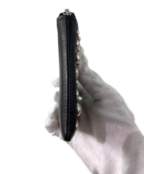 UNDERCOVER（アンダーカバー）UNDERCOVER (アンダーカバー) スタッズウォレット ブラックの古着・服飾アイテム