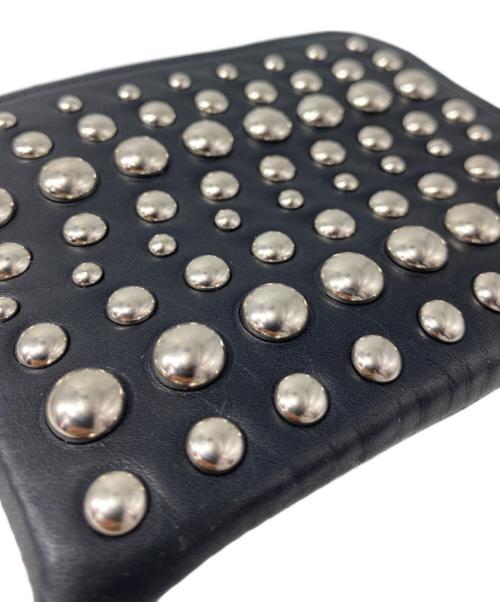 UNDERCOVER（アンダーカバー）UNDERCOVER (アンダーカバー) スタッズウォレット ブラックの古着・服飾アイテム