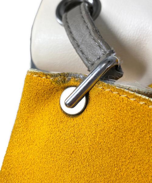 CELINE（セリーヌ）CELINE (セリーヌ) オールソフトショルダーバッグ ホワイト×グレージュの古着・服飾アイテム