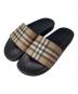 BURBERRY（バーバリー）の古着「チェック スライド」｜ブラック