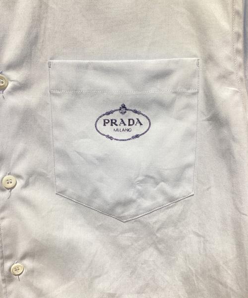PRADA（プラダ）PRADA (プラダ) ロゴ刺繍シャツ ブルー サイズ:42の古着・服飾アイテム