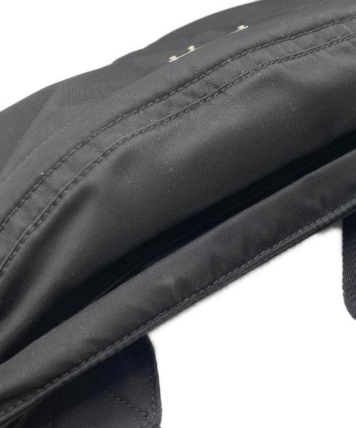 PRADA（プラダ）PRADA (プラダ) ナイロンウエストポーチ ブラックの古着・服飾アイテム