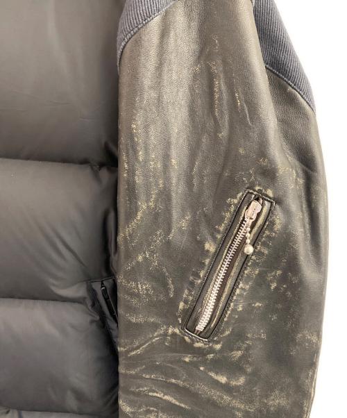 UNDERCOVER（アンダーカバー）UNDERCOVER (アンダーカバー) ユーズド加工レザースリーブダウンブルゾン ブラック サイズ:4の古着・服飾アイテム