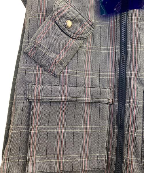 COMME des GARCONS JUNYA WATANABE MAN（コム デ ギャルソン ジュンヤ ワタナベ マン）COMME des GARCONS JUNYA WATANABE MAN (コム デ ギャルソン ジュンヤ ワタナベ マン) タクティカルジャケット グレー サイズ:Mの古着・服飾アイテム