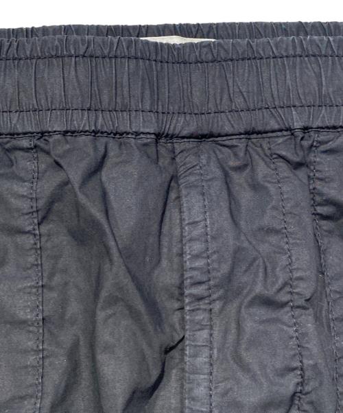 STONE ISLAND（ストーンアイランド）STONE ISLAND (ストーンアイランド) レギュラーストレート カーゴパンツ ブラック サイズ:W32の古着・服飾アイテム