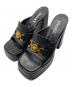 VERSACE（ヴェルサーチェ）の古着「メデューサメダル 95プラットフォームンダル」｜ブラック