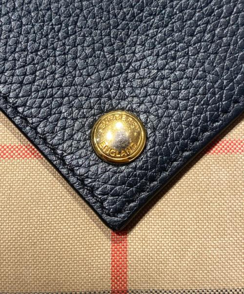 BURBERRY（バーバリー）BURBERRY (バーバリー) 3つ折り財布 ブラウンの古着・服飾アイテム