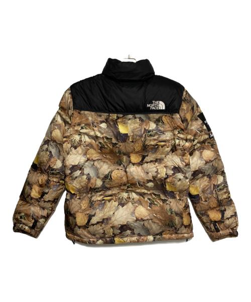 THE NORTH FACE（ザ ノース フェイス）THE NORTH FACE (ザ ノース フェイス) SUPREME (シュプリーム) LEAVES Nuptse Jacket カーキ サイズ:Mの古着・服飾アイテム
