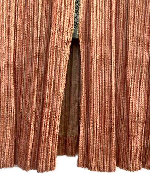 ISSEY MIYAKE（イッセイミヤケ）ISSEY MIYAKE (イッセイミヤケ) ジップアップロングジャケット オレンジ サイズ:Mの古着・服飾アイテム