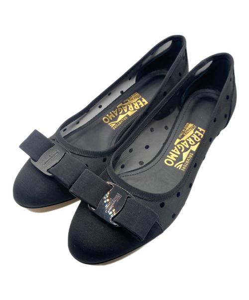 Salvatore Ferragamo（サルヴァトーレ フェラガモ）Salvatore Ferragamo (サルヴァトーレ フェラガモ) リボンドットパンプス ブラック サイズ:5 1/2の古着・服飾アイテム