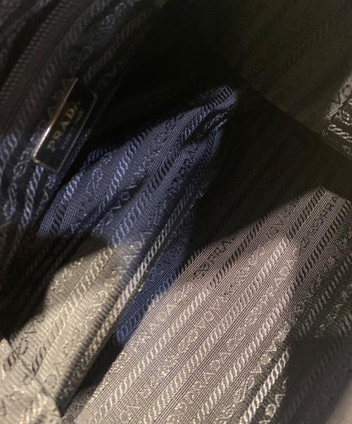 PRADA（プラダ）PRADA (プラダ) ショルダーバッグ ブラックの古着・服飾アイテム