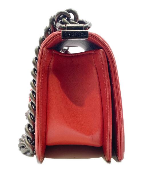 CHANEL（シャネル）CHANEL (シャネル) BOY CHANEL　チェーンショルダーバッグ レッドの古着・服飾アイテム