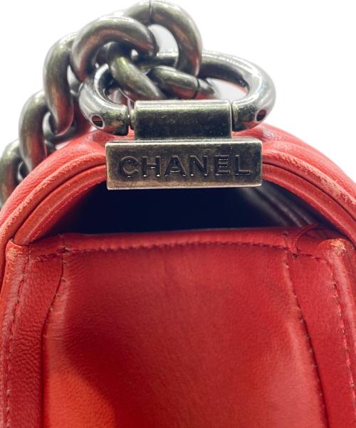 CHANEL（シャネル）CHANEL (シャネル) BOY CHANEL　チェーンショルダーバッグ レッドの古着・服飾アイテム