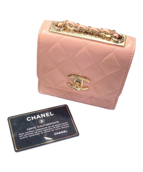 CHANEL（シャネル）CHANEL (シャネル) ミニマトラッセチェーンショルダーバッグ11 ピンクの古着・服飾アイテム