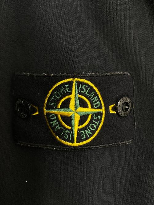 STONE ISLAND（ストーンアイランド）STONE ISLAND (ストーンアイランド)  プルオーバー ロゴパッチ スウェットパーカー ブラック サイズ:Lの古着・服飾アイテム