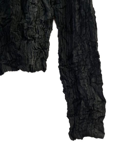 ISSEY MIYAKE（イッセイミヤケ）ISSEY MIYAKE (イッセイミヤケ) プリーツボタンシャツ ブラック サイズ:Mの古着・服飾アイテム