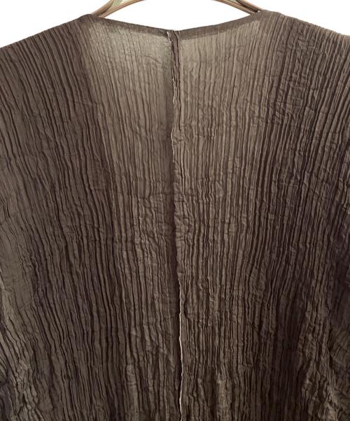 ISSEY MIYAKE（イッセイミヤケ）ISSEY MIYAKE (イッセイミヤケ) プリーツロングボタンシャツ ブラウン サイズ:Mの古着・服飾アイテム