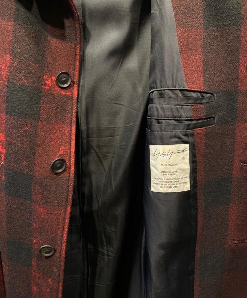 Yohji Yamamoto pour homme（ヨウジヤマモト プールオム）Yohji Yamamoto pour homme (ヨウジヤマモト プールオム) 内田漢字 総柄スタンドカラーコート レッド サイズ:1の古着・服飾アイテム