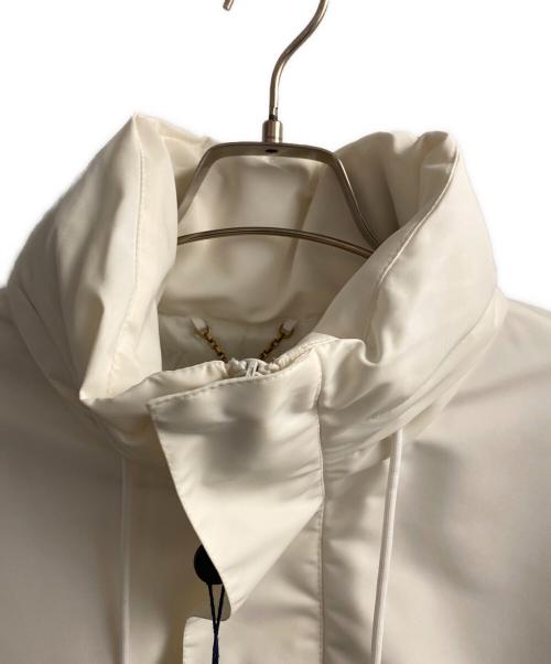 LOUIS VUITTON（ルイ ヴィトン）LOUIS VUITTON (ルイ ヴィトン) シグネチャーウィンドブレーカー ホワイト サイズ:52の古着・服飾アイテム