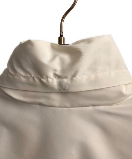 LOUIS VUITTON（ルイ ヴィトン）LOUIS VUITTON (ルイ ヴィトン) シグネチャーウィンドブレーカー ホワイト サイズ:52の古着・服飾アイテム