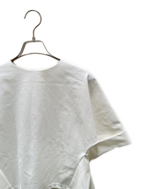 cygne（シーニュ）cygne (シーニュ) エンビトップス ホワイト サイズ:F 未使用品の古着・服飾アイテム