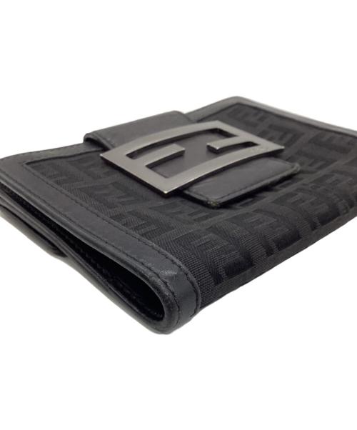 FENDI（フェンディ）FENDI (フェンディ) ズッキーノ 2つ折り財布 ブラックの古着・服飾アイテム