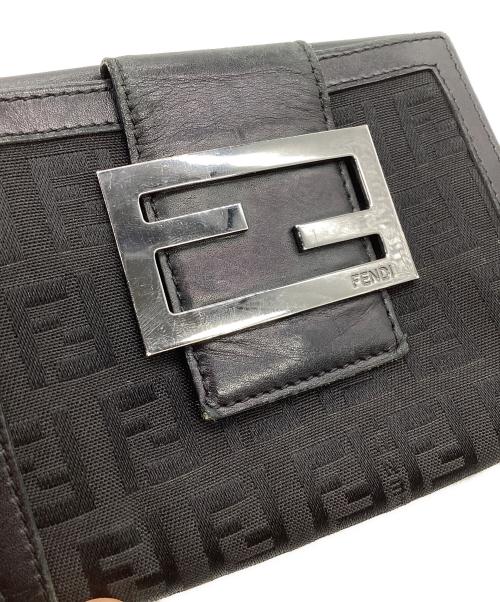 FENDI（フェンディ）FENDI (フェンディ) ズッキーノ 2つ折り財布 ブラックの古着・服飾アイテム