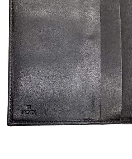 FENDI（フェンディ）FENDI (フェンディ) ズッキーノ 2つ折り財布 ブラックの古着・服飾アイテム