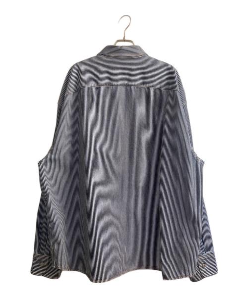 PRADA（プラダ）PRADA (プラダ) トライアングルロゴ ブルーストライプ ヒッコリーデニムシャツ ネイビー×ホワイト サイズ:Mの古着・服飾アイテム