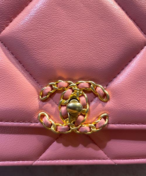 CHANEL（シャネル）CHANEL (シャネル) チェーンショルダーバッグ ピンクの古着・服飾アイテム