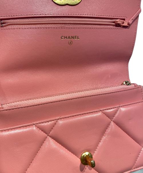 CHANEL（シャネル）CHANEL (シャネル) チェーンショルダーバッグ ピンクの古着・服飾アイテム