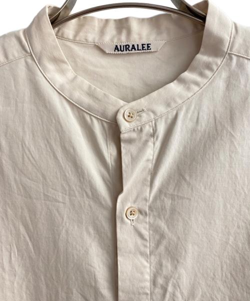 AURALEE（オーラリー）AURALEE (オーラリー) バンドカラーシャツ ベージュ サイズ:5の古着・服飾アイテム
