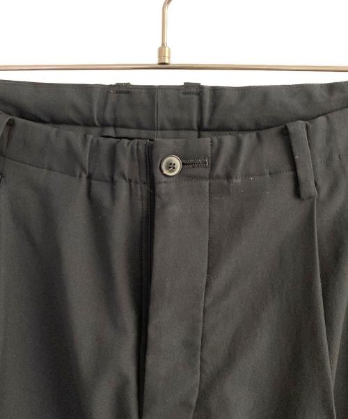 yokosakamoto（ヨウコサカモト）YOKOSAKAMOTO (ヨウコサカモト) スラックス ブラック サイズ:Ｍの古着・服飾アイテム