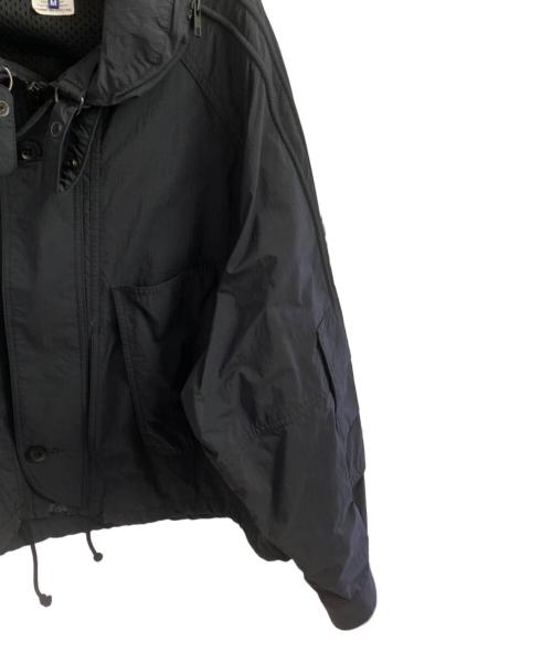COMME des GARCONS JUNYA WATANABE MAN（コム デ ギャルソン ジュンヤ ワタナベ マン）COMME des GARCONS JUNYA WATANABE MAN (コム デ ギャルソン ジュンヤ ワタナベ マン) ナイロンジャケット ネイビー サイズ:WM-B007の古着・服飾アイテム