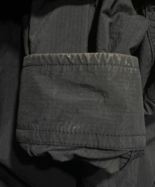 COMME des GARCONS JUNYA WATANABE MAN（コム デ ギャルソン ジュンヤ ワタナベ マン）COMME des GARCONS JUNYA WATANABE MAN (コム デ ギャルソン ジュンヤ ワタナベ マン) ナイロンジャケット ネイビー サイズ:WM-B007の古着・服飾アイテム