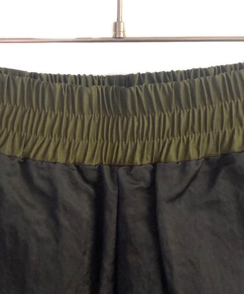 Maison Margiela（メゾンマルジェラ）Maison Margiela (メゾンマルジェラ) ナイロンショートパンツ ブラック×オリーブ サイズ:48の古着・服飾アイテム