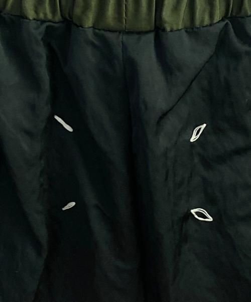 Maison Margiela（メゾンマルジェラ）Maison Margiela (メゾンマルジェラ) ナイロンショートパンツ ブラック×オリーブ サイズ:48の古着・服飾アイテム