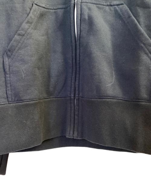 COMME des GARCONS HOMME（コムデギャルソン オム）COMME des GARCONS HOMME (コムデギャルソン オム)  胸刺繍 袖切替 ジップ パーカー ブラック×ネイビー サイズ:Mの古着・服飾アイテム