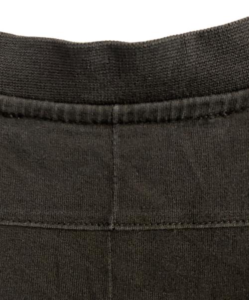 GIVENCHY（ジバンシィ）GIVENCHY (ジバンシィ) ゴールドロゴプリントTシャツ ブラック サイズ:Ｌの古着・服飾アイテム