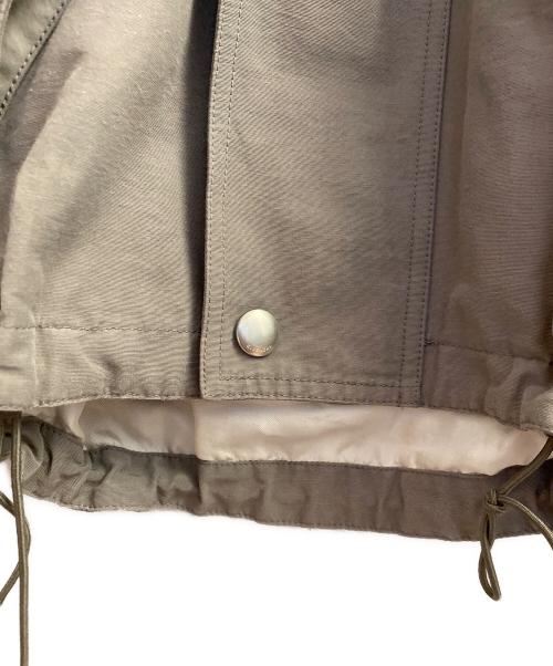 GIVENCHY（ジバンシィ）GIVENCHY (ジバンシィ) ナイロンジャケット ライトグレー×ホワイト サイズ:38の古着・服飾アイテム