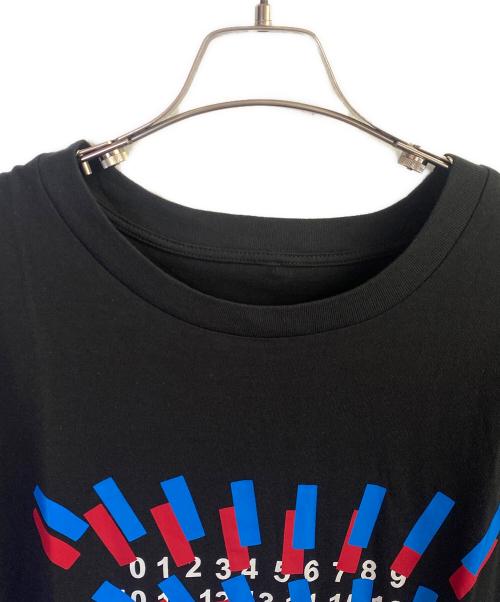 Maison Margiela（メゾンマルジェラ）Maison Margiela (メゾンマルジェラ) テープロゴプリントオーバーサイズTシャツ グレー サイズ:50の古着・服飾アイテム